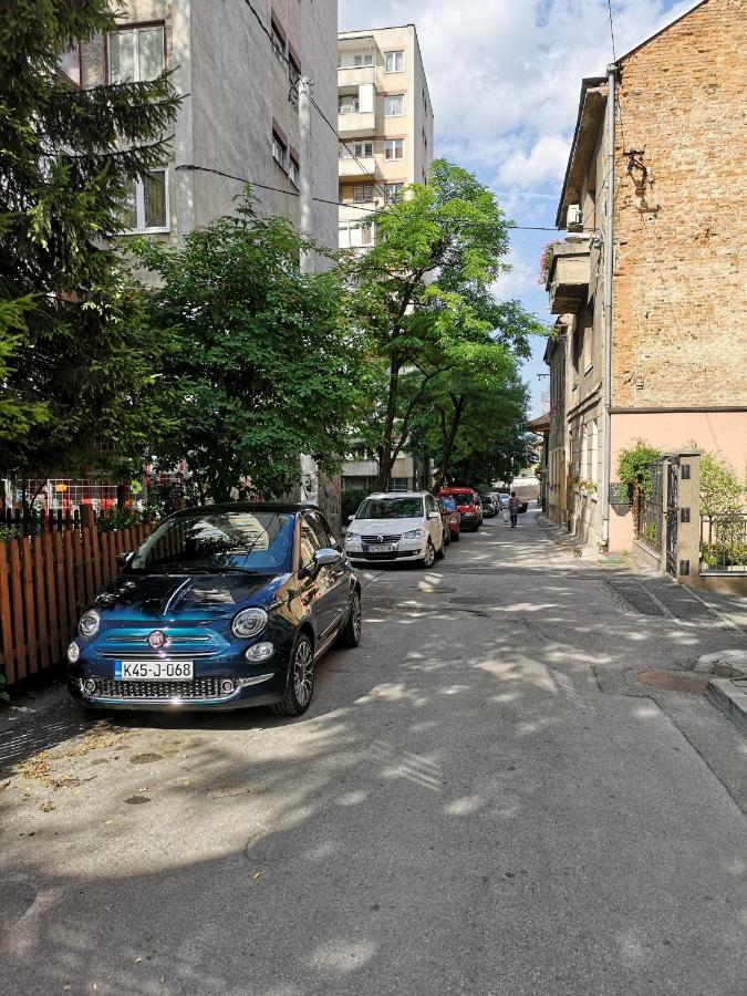 Quiet Apartment In City Center, Free Private Parking Sarajevo Exterior foto